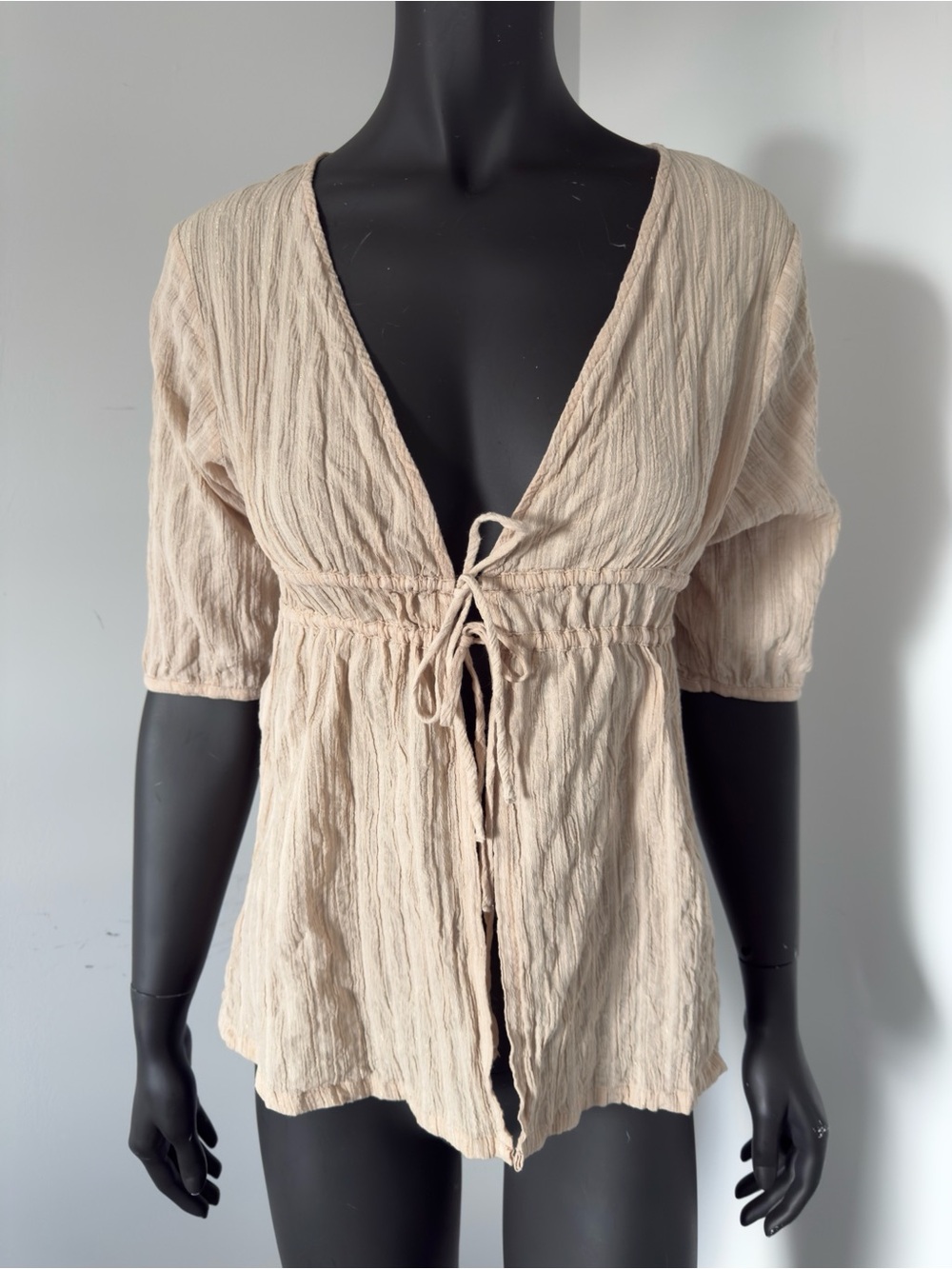105. BUM Equipment Y2K Cream Tie-Front Crinkle Blouse Metallic